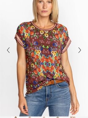 Johnny Was Teaberry Relaxed Tee Sz. Med